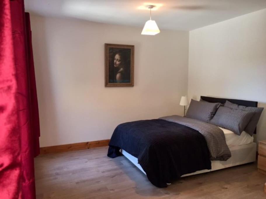 An Uaimh , Superb 6 Bedroom House.